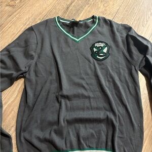 Men’s Gray Harry Potter Slytherin Sweater with Green Trim and Crest